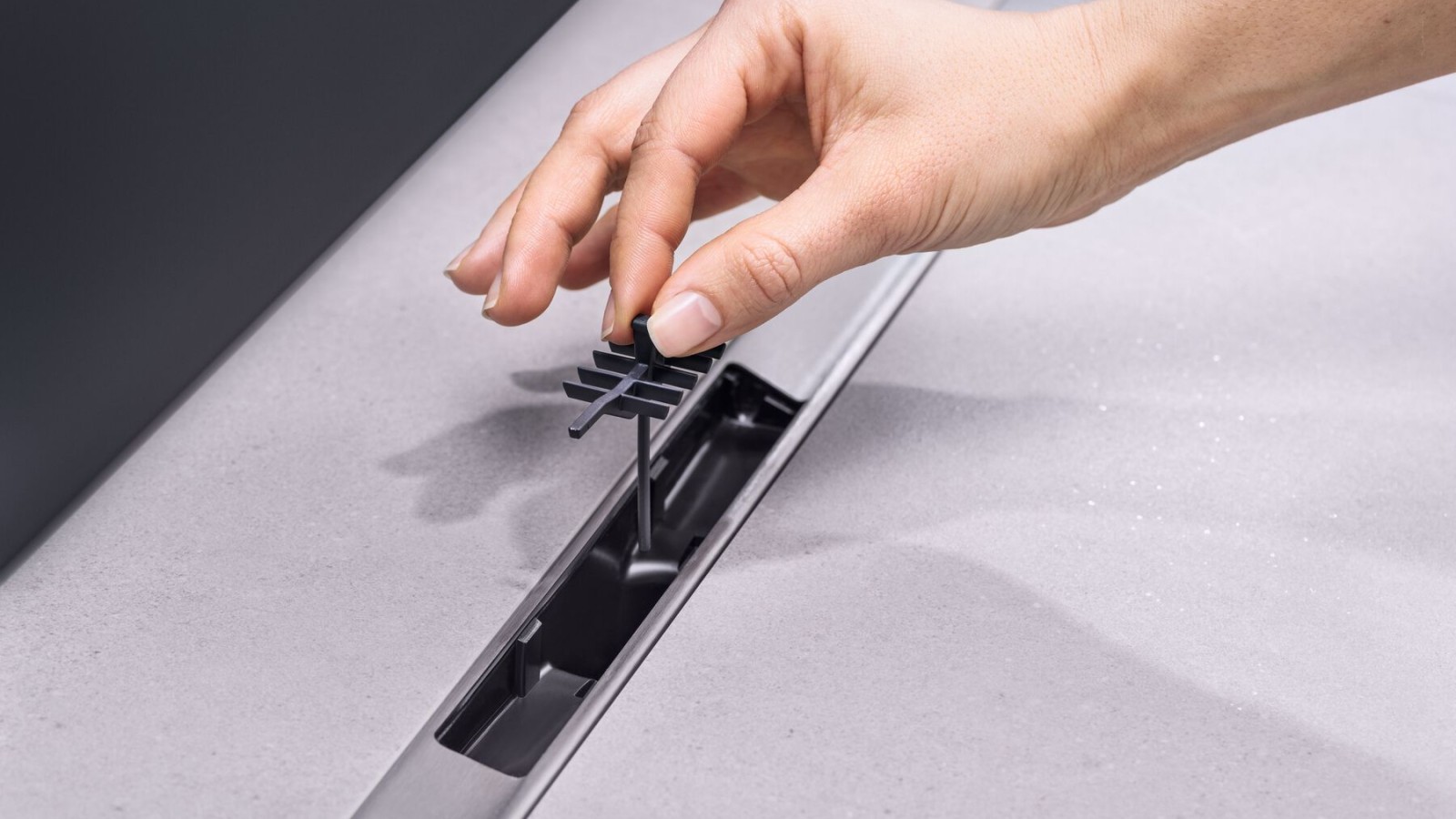 Umetak češlja u tuš kanalici Geberit CleanLine50 Umetak češlja u tuš kanalici Geberit CleanLine50