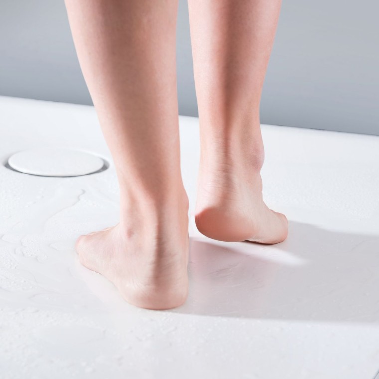 Setaplano s dvije noge Setaplano s dvije noge