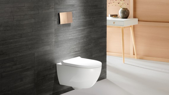 Acanto WC školjka s tipkom Geberit Sigma70 (© Geberit) Acanto WC školjka s tipkom Geberit Sigma70 (© Geberit)