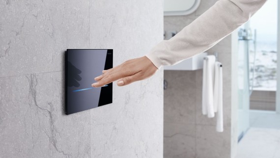 Geberit Sigma80 square design, s beskontaktnim aktiviranjem ispiranja